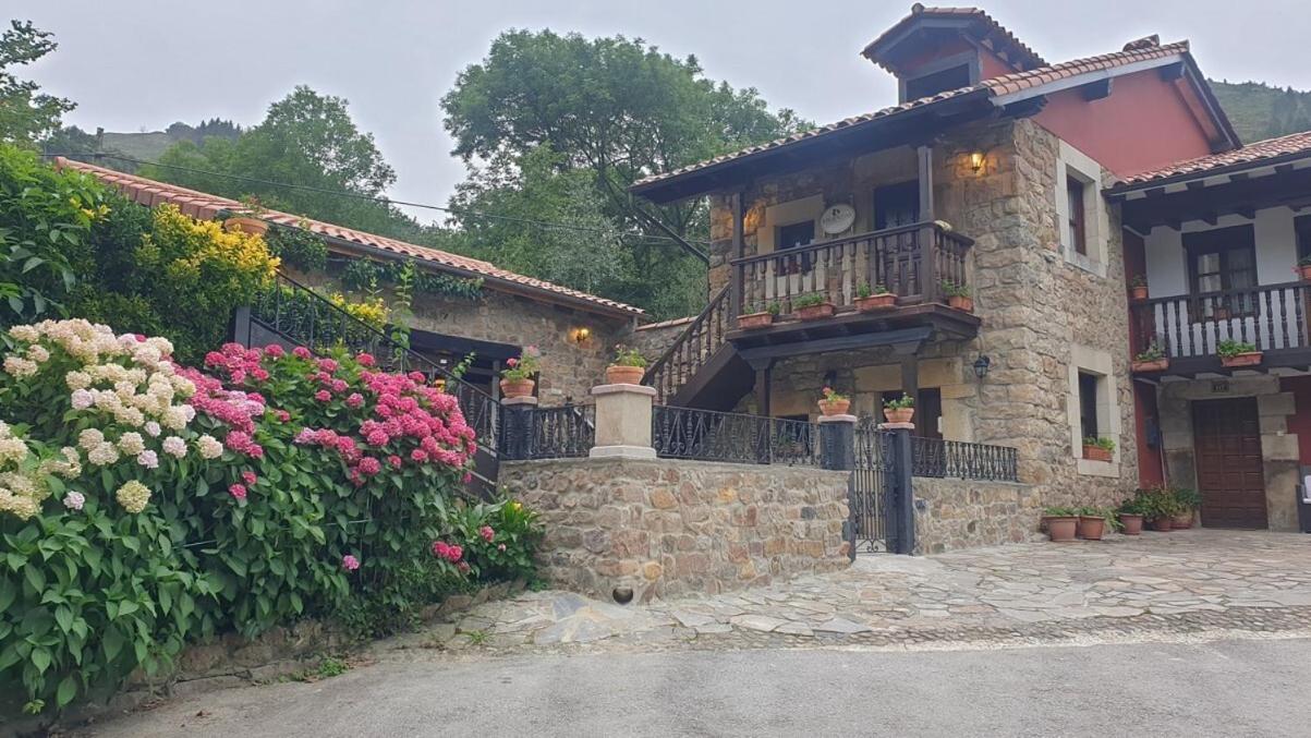 Casa Rural Caborzal Renedo De Cabuerniga Extérieur photo