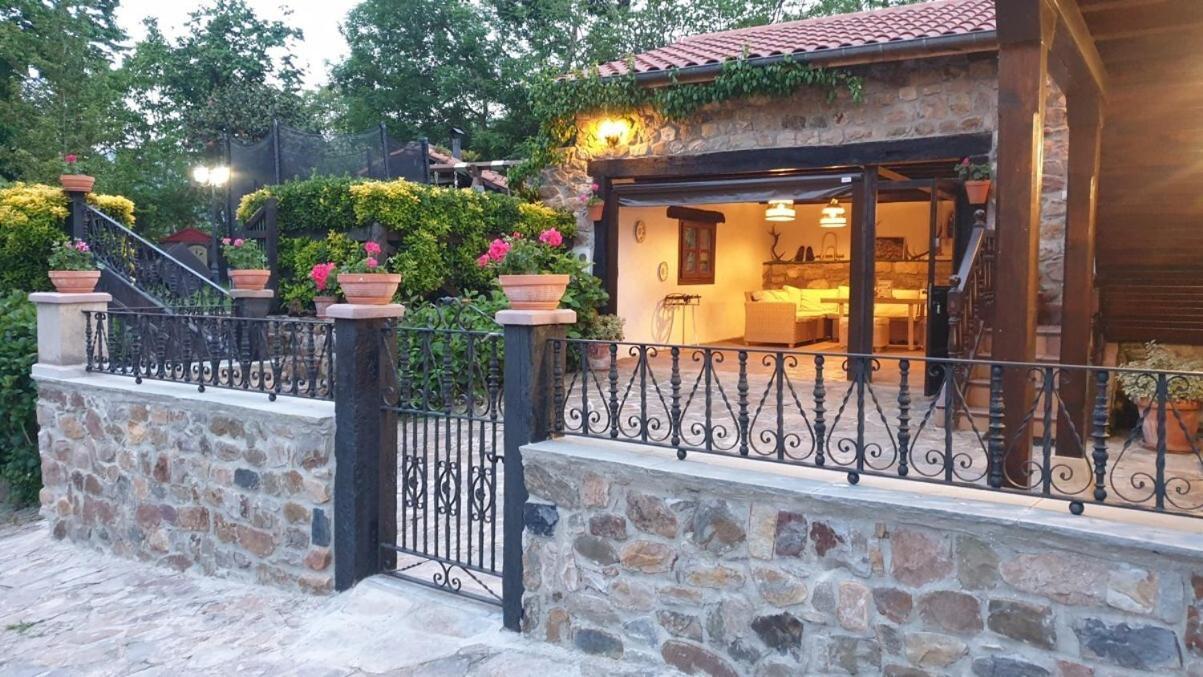 Casa Rural Caborzal Renedo De Cabuerniga Extérieur photo